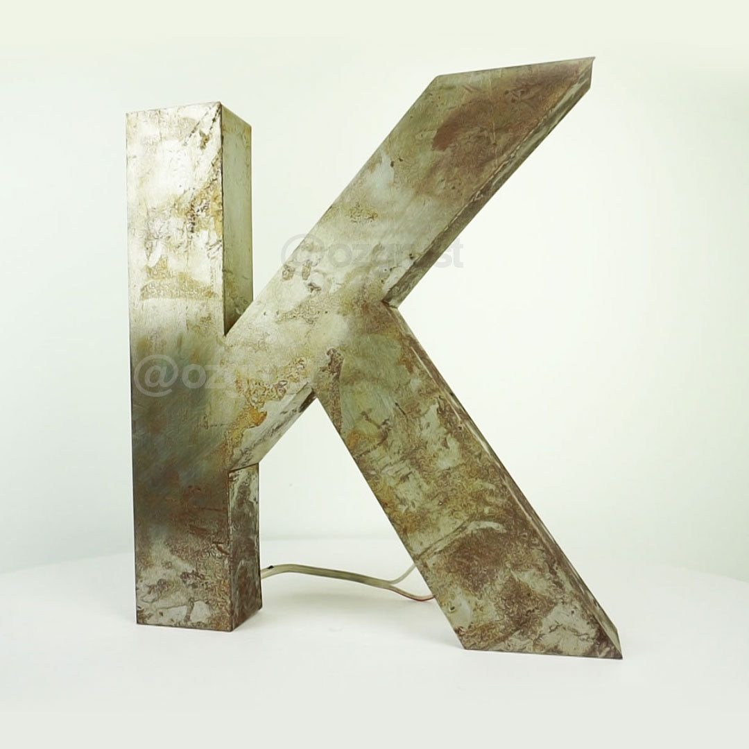 Malli 1 - Teräs 3D Letter