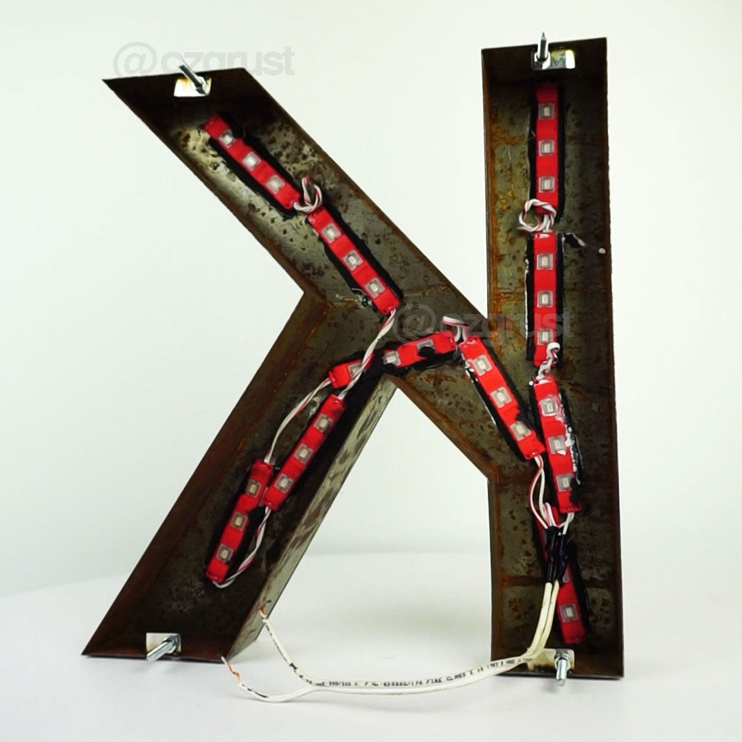 Malli 1 - Teräs 3D Letter